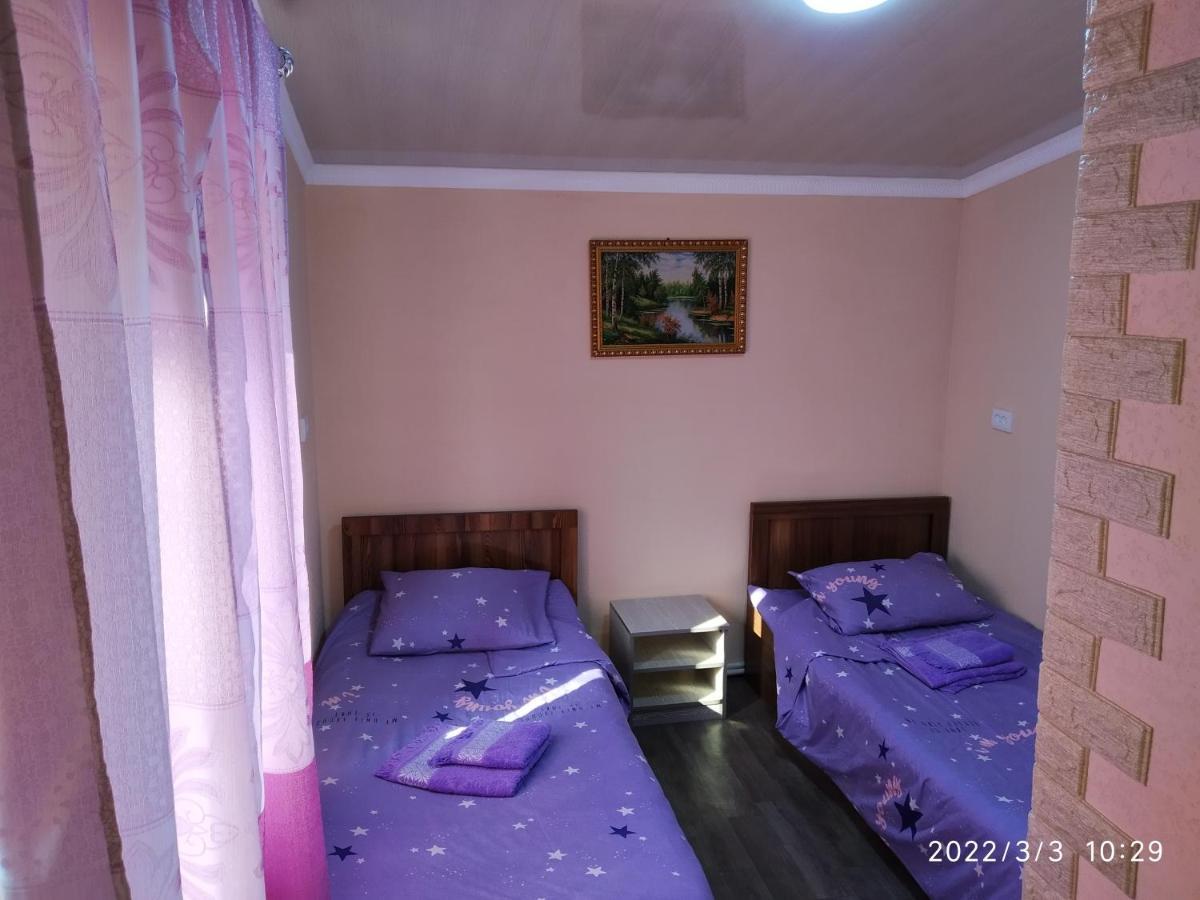 Family Guest House - Friends-J Nukus Bagian luar foto