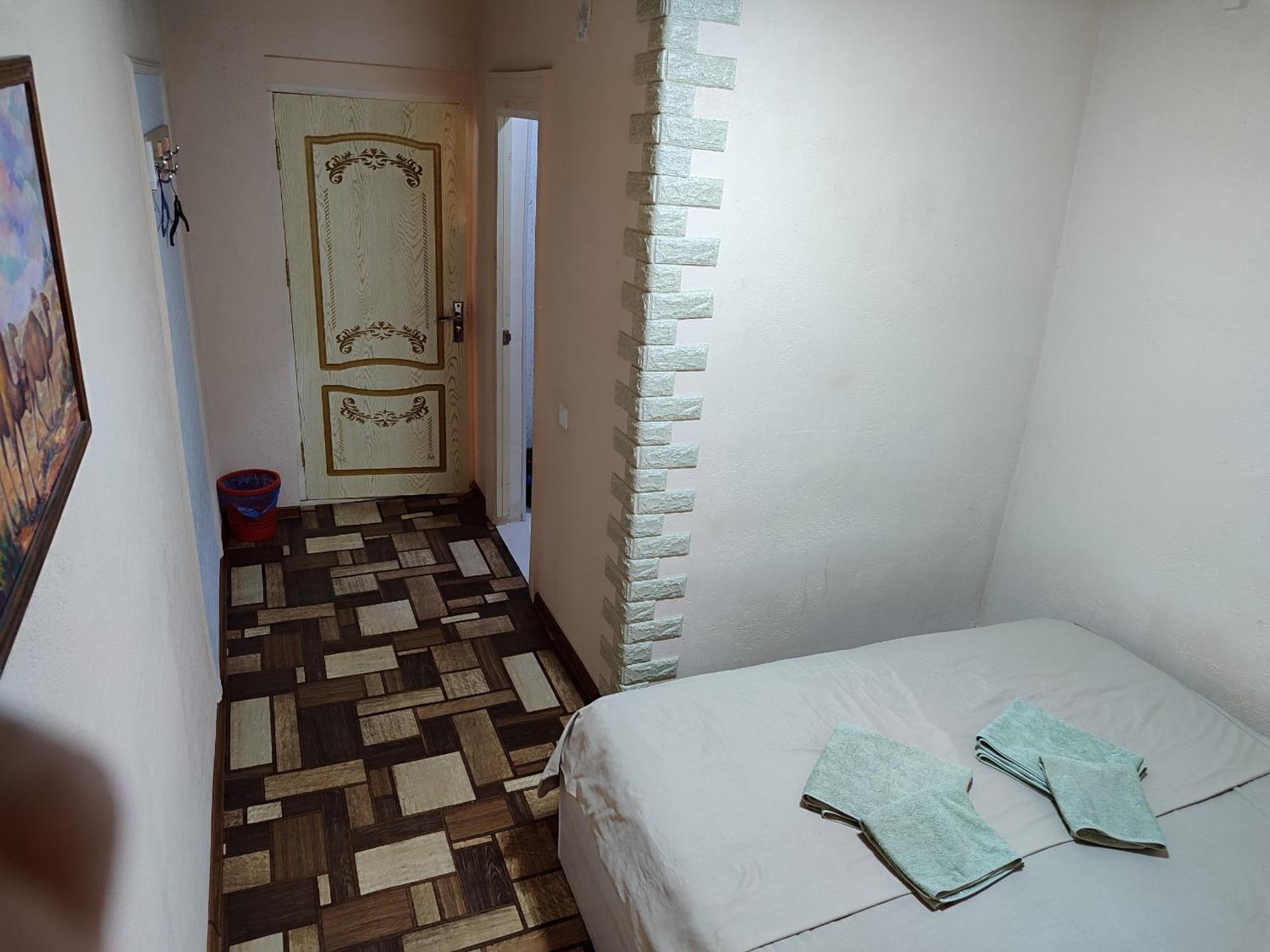 Family Guest House - Friends-J Nukus Bagian luar foto