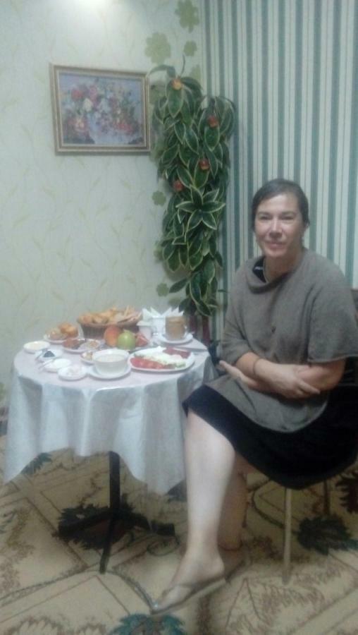 Family Guest House - Friends-J Nukus Bagian luar foto
