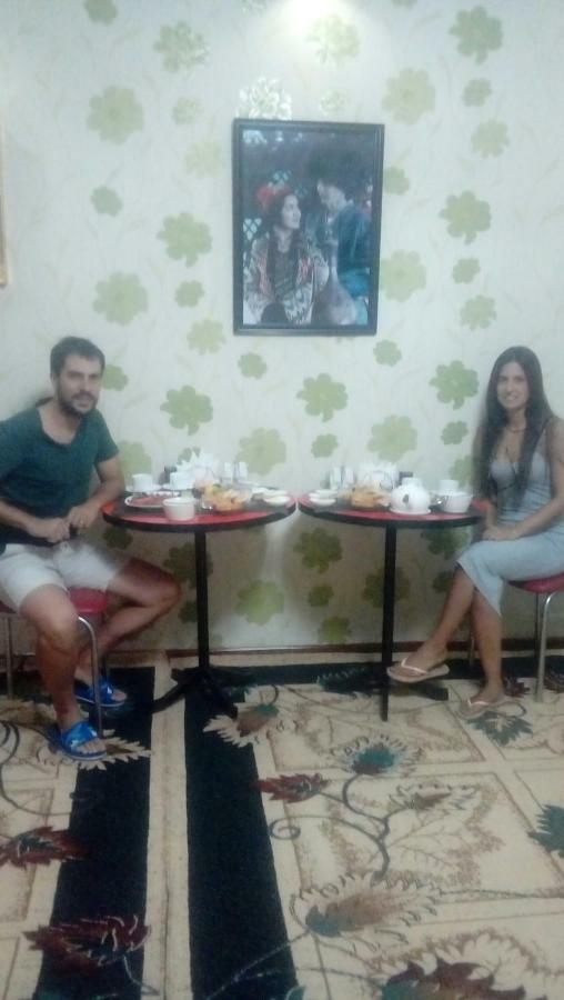 Family Guest House - Friends-J Nukus Bagian luar foto